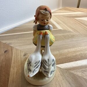 4" Goebel Hummel Goose Girl "Ganseliesl" Figurine 47 3/0 TMK-6 W Germany Geese